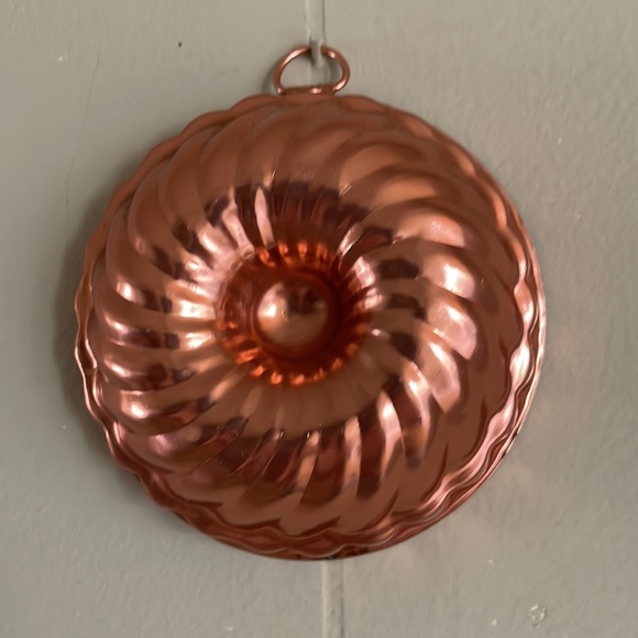 Set - VTG Jello Molds - Picture 6 of 6